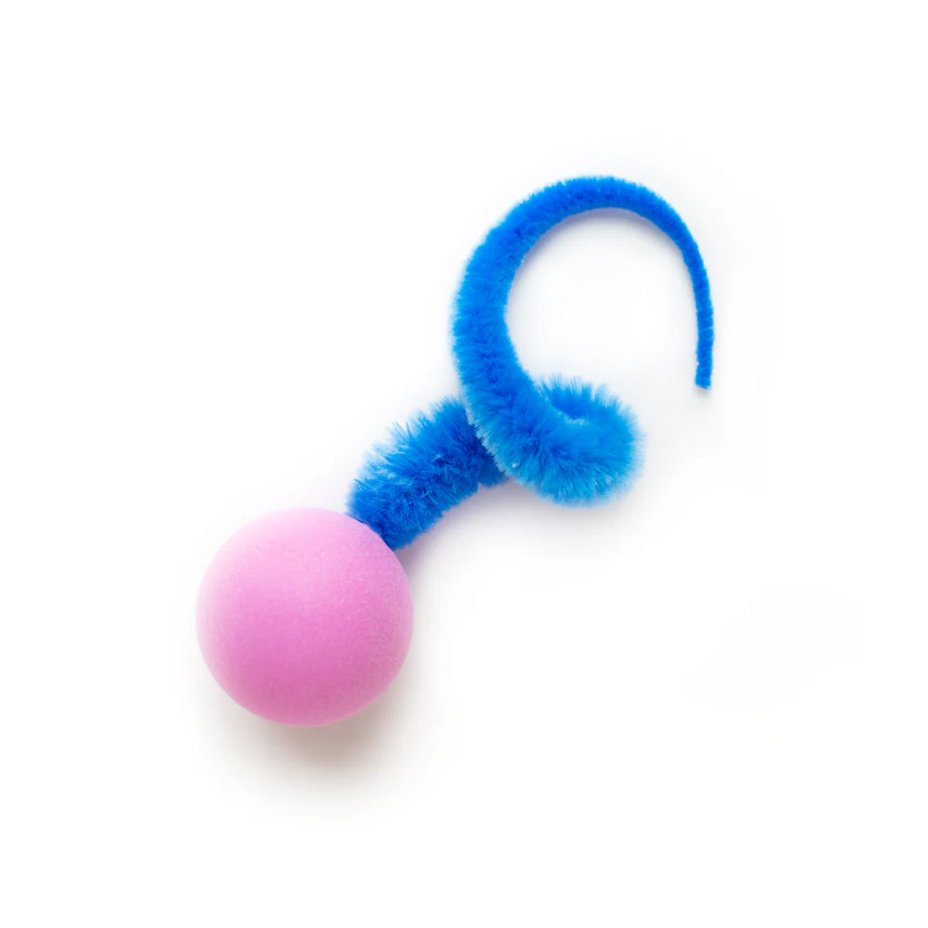 Dezi & Roo Wiggly Pong cat toy with a pink ball and curled blue fuzzy tail.